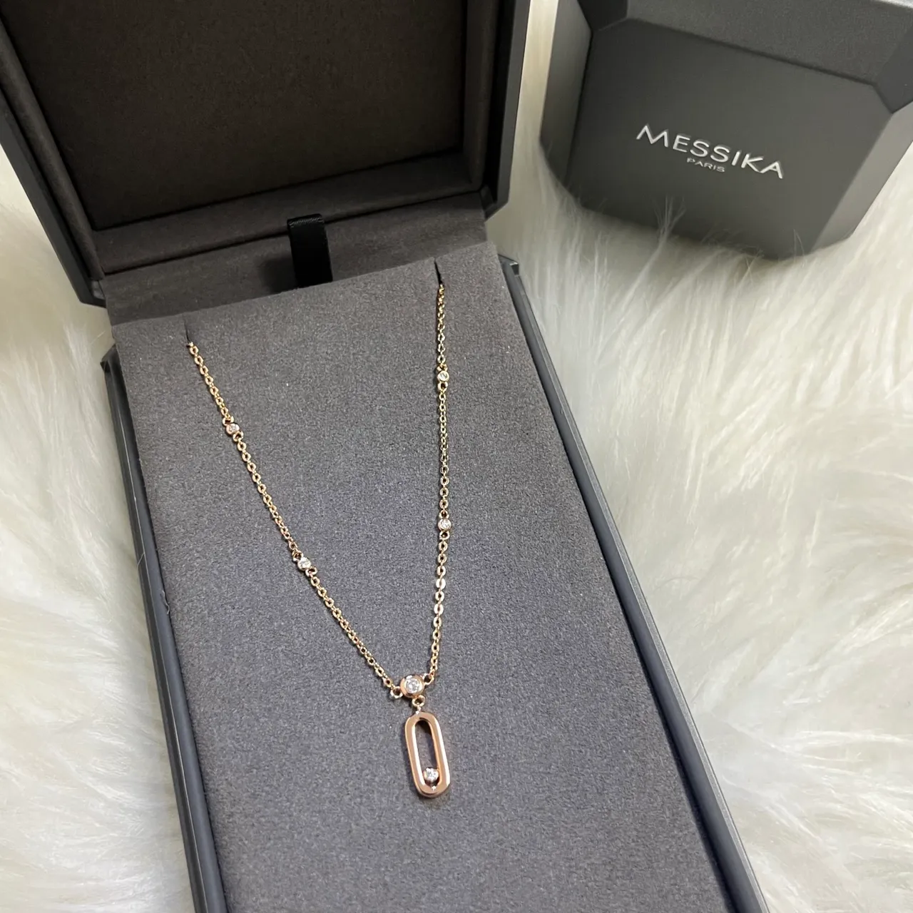 Messika Move Classic Open Oval Diamond Necklace 2