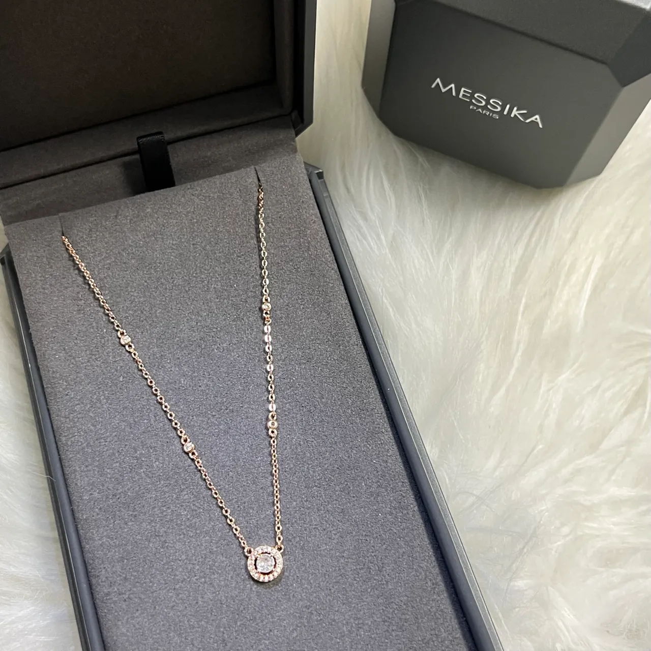 Messika Silver White Fine Link Chain Halo Pendant Necklace 2