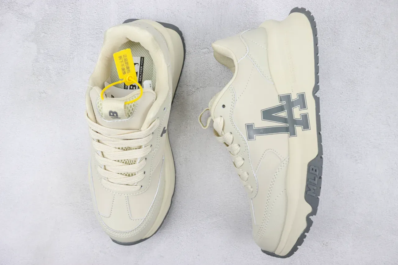 MLB LA Logo Runner Beige Gray Low-Top Layered Midsole Lifestyle Sneakers 3
