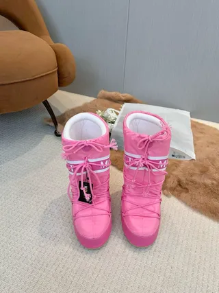 Moon Boot Classic Pink Drawstring Snow Boots 3