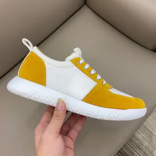 Tênis Lifestyle de Mesh-Suede em amarelo mostarda e branco