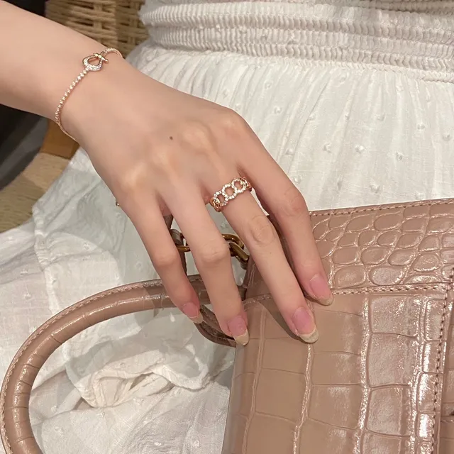 Pavé-Set Multi-Link Silver-Toned Ring 3