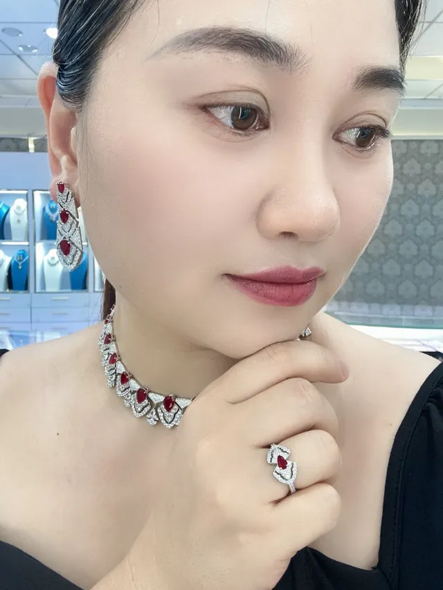 Pear-Cut Red Gemstone Pavé Diamond Asymmetrical Ring 8