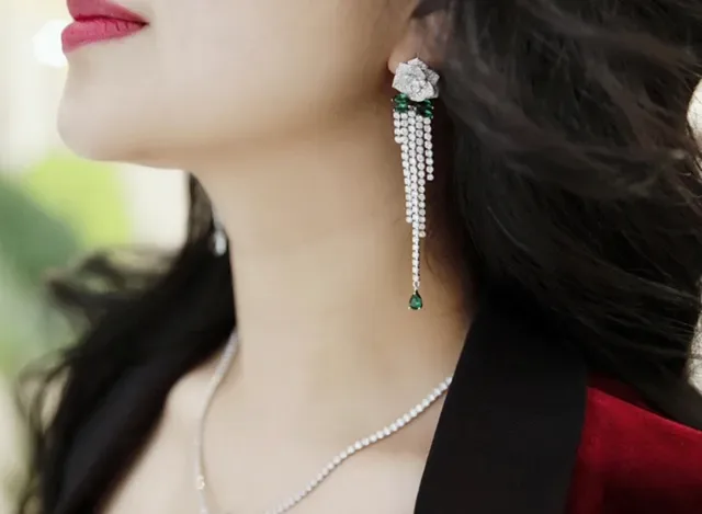 Piaget Floral Diamond and Emerald Fringe Drop Earrings 9