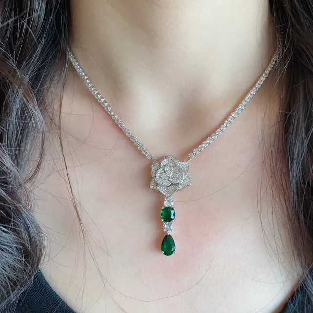 Piaget Silver Green Floral Pavé Pendant Gemstone Drop Necklace 2