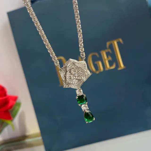 Piaget Silver Green Floral Pavé Pendant Gemstone Drop Necklace 6