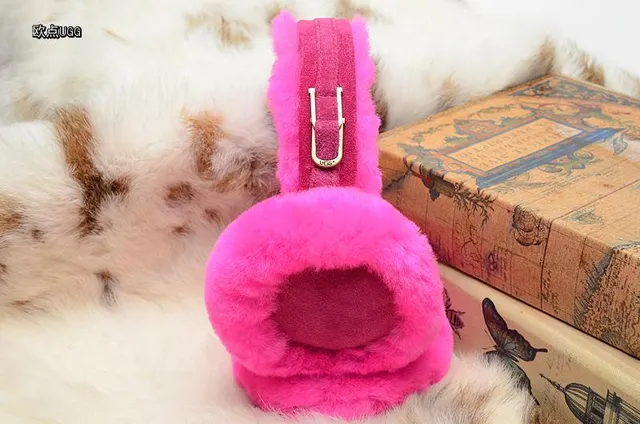 Bonnet rose vert de peluche avec extérieur en fourrure synthétique, copes d'oreille rembourrées 7