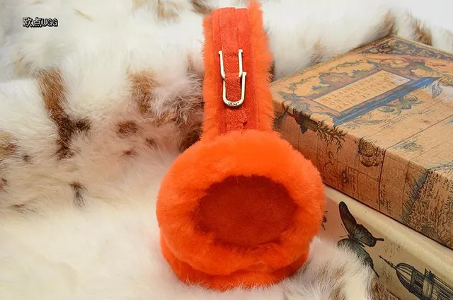 Bonnet rose vert de peluche avec extérieur en fourrure synthétique, copes d'oreille rembourrées 13
