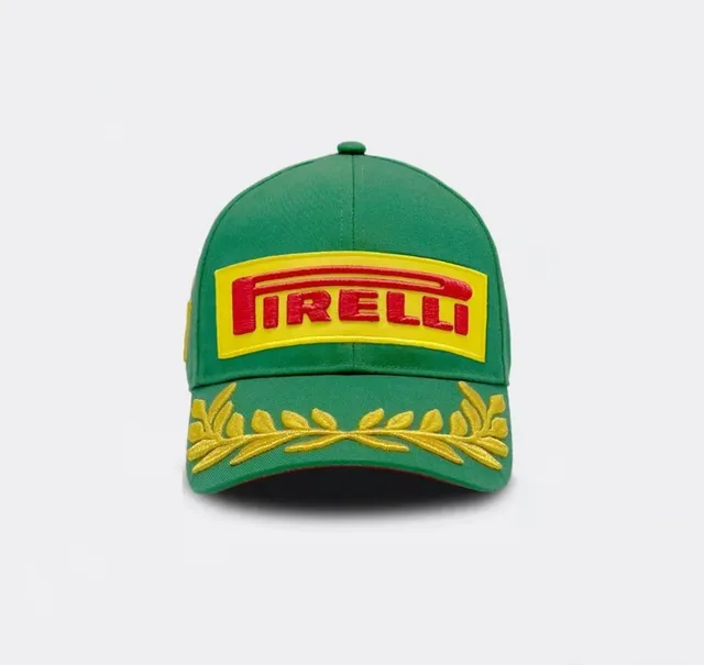 Pirelli Casquette de baseball noire et or logo brodé détail couronne de laurier 3