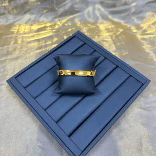 Bracelete de Punho Polido Dourado Sólido