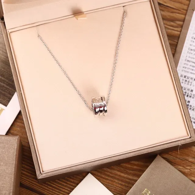 Polished Multi-Band Cylindrical Pendant Necklace 7