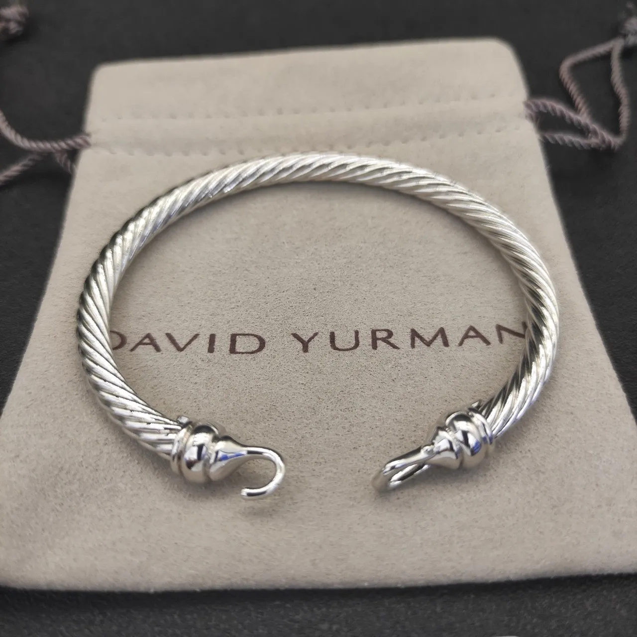 Polished Silver Twisted Cable Hook-and-Eye Bangle Bracelet 4