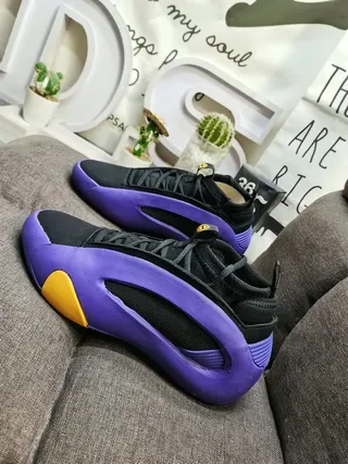 Purple and Black Low-Top Lace-Up Athletic Sneakers 7
