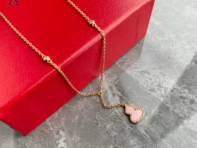 Qeelin Wulu Pink Enamel Pavé Pendant Necklace 4
