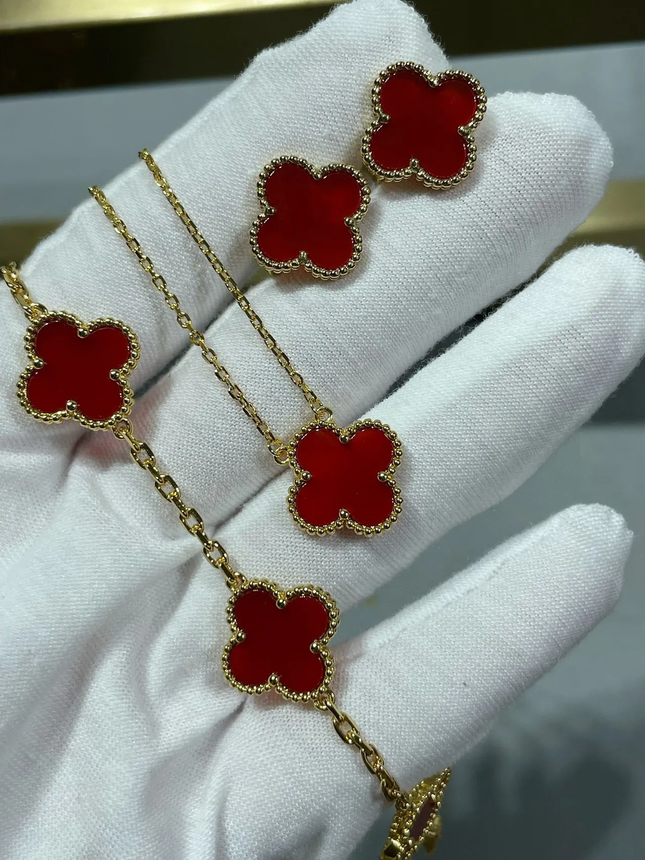 Red Gold Chain Enamel Heart Pendant Necklace 5