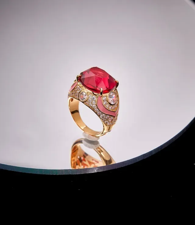Red Pink Faceted Central Gem Enamel Detailing Ring 7