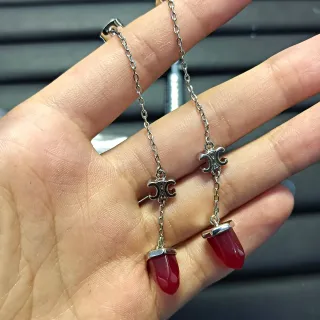 قلادة سلسلة معلقة أحمر فضي