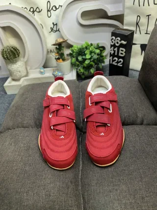 Red White Laceless Dual Hook-and-Loop Straps Sneakers 10