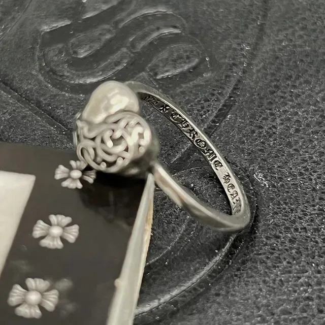 Silver Black Heart-Shaped Ring 5