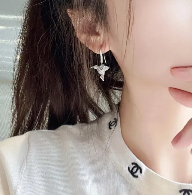 Silver Pink Hummingbird Silhouette Pavé-Set Stones Earrings 9