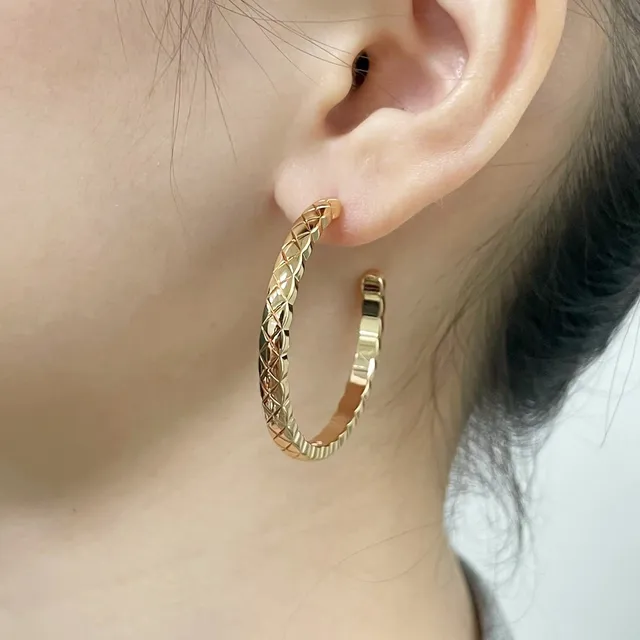 Silver Textured Woven Pattern Hoop Silhouette Earrings 9
