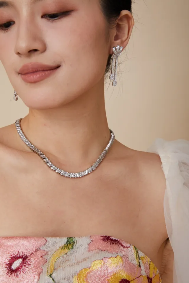 Silver-Tone Baguette-Cut Stone Link Necklace 3