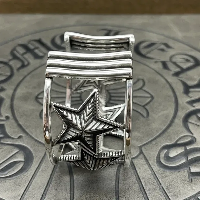Silver-Toned Engraved Star Motif Open Cuff Bracelet 5