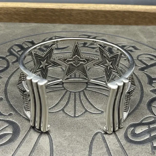 Silver-Toned Engraved Star Motif Open Cuff Bracelet 9
