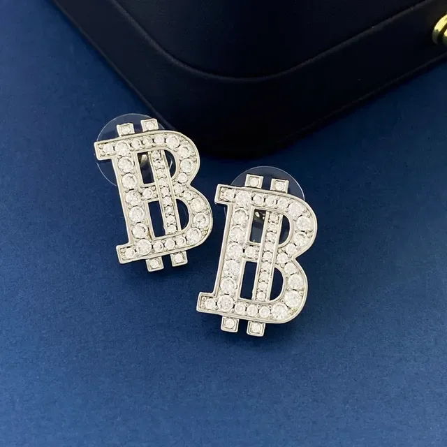 Silver Transparent Crystal-Encrusted Bitcoin-Symbol Shaped Brooch 4