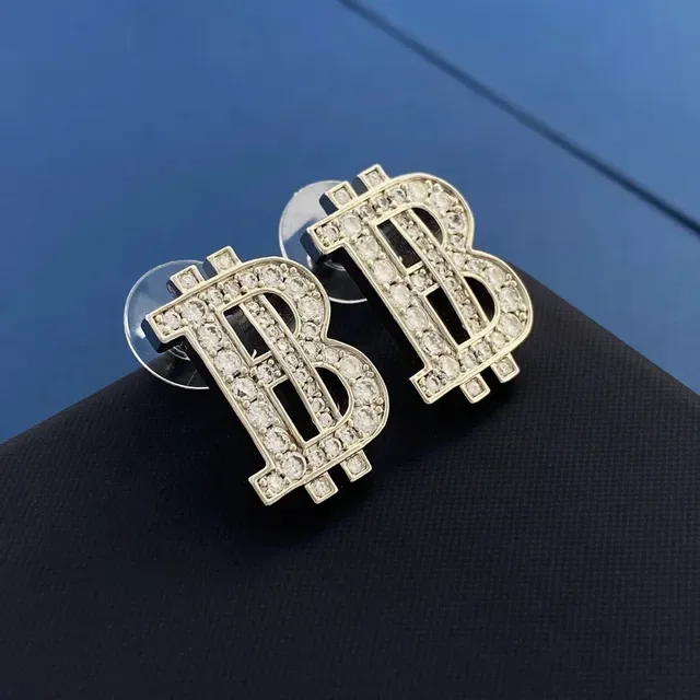 Silver Transparent Crystal-Encrusted Bitcoin-Symbol Shaped Brooch 5