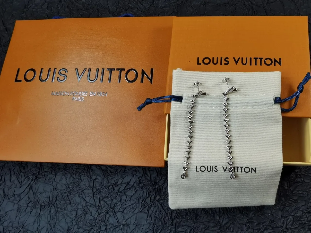 Silver Transparent V-Link Chain Bezel-Set Round Stone Earrings 2
