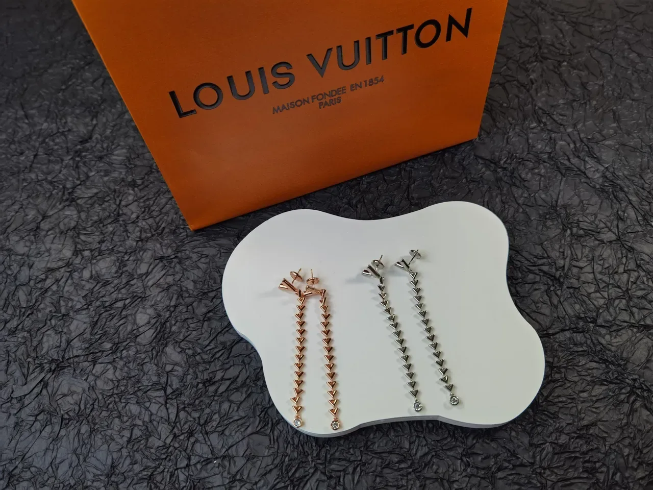 Silver Transparent V-Link Chain Bezel-Set Round Stone Earrings 5