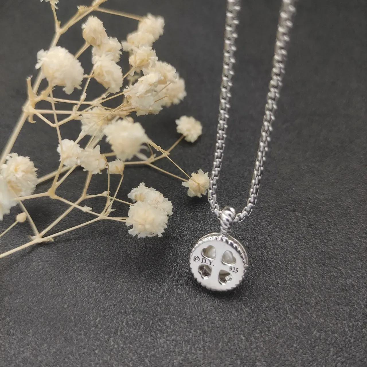 Silver White Chain Cultured Pearl Center Necklace 2