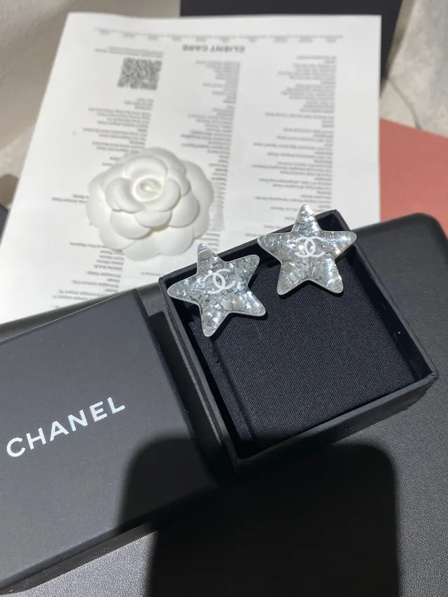 Star-Shaped Faceted Crystal Stud Earring 4