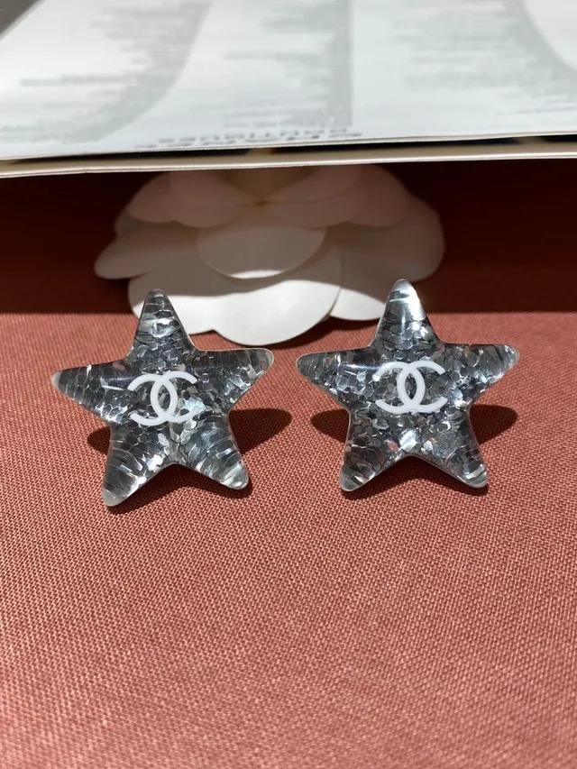 Star-Shaped Faceted Crystal Stud Earring 7