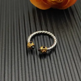 Twisted Rope Band Dual-Tone Gemstone Terminal Adjustable Ring