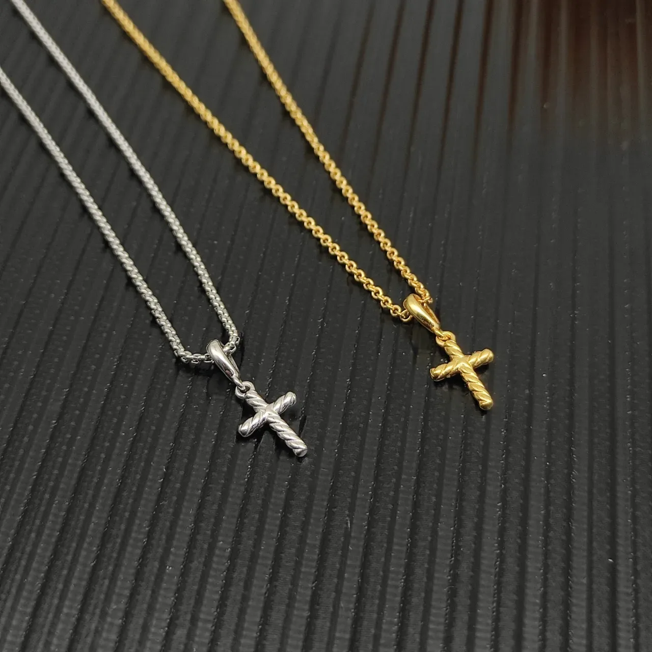 Twisted Rope Cross Pendant Necklace 3