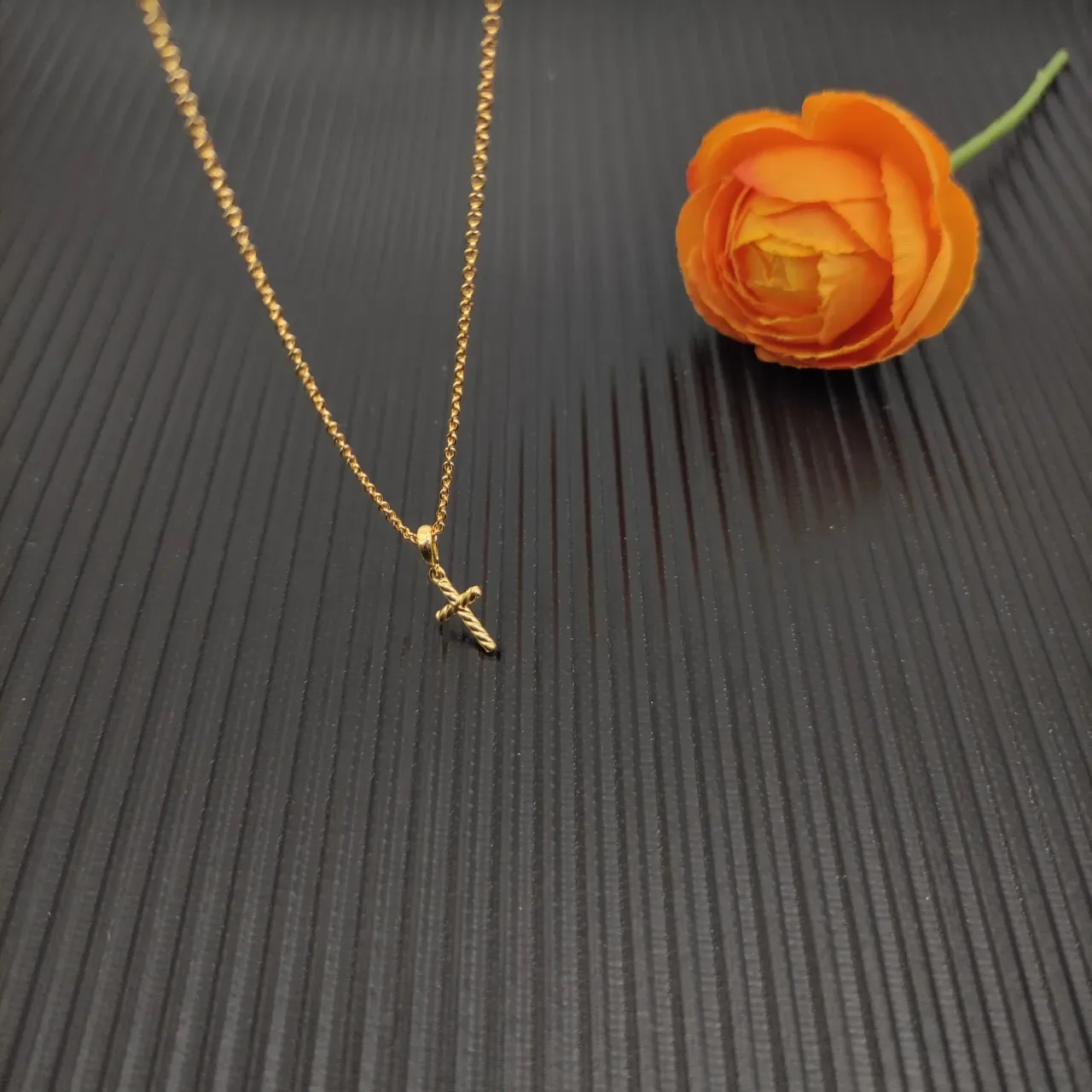 Twisted Rope Cross Pendant Necklace 7