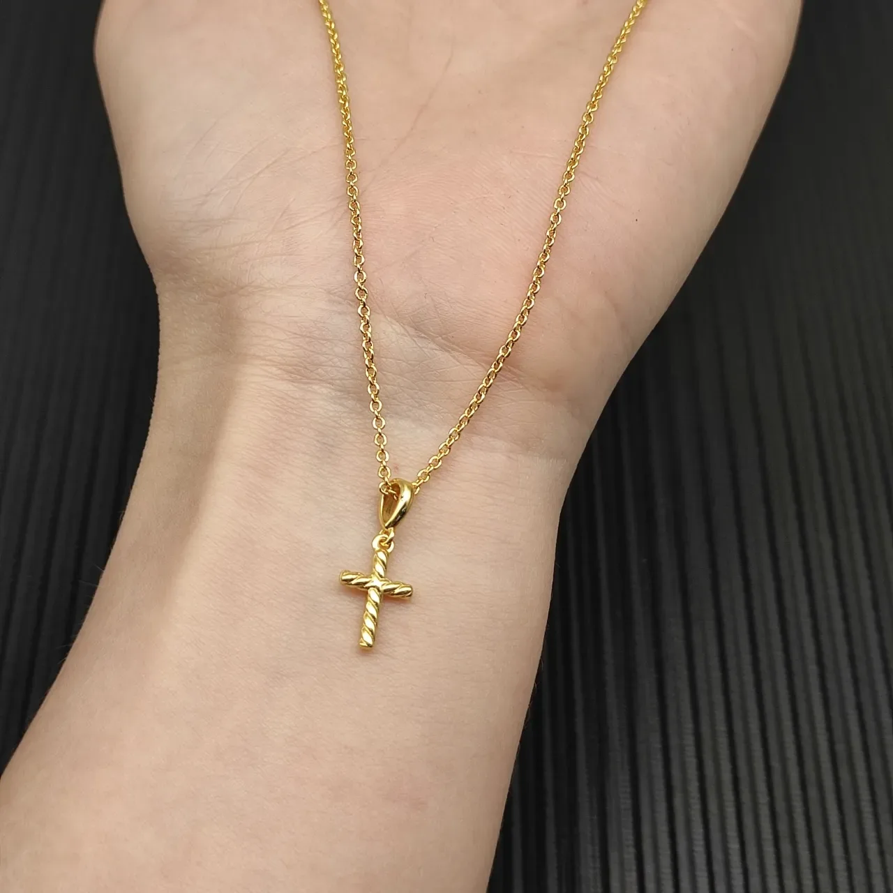 Twisted Rope Cross Pendant Necklace 10