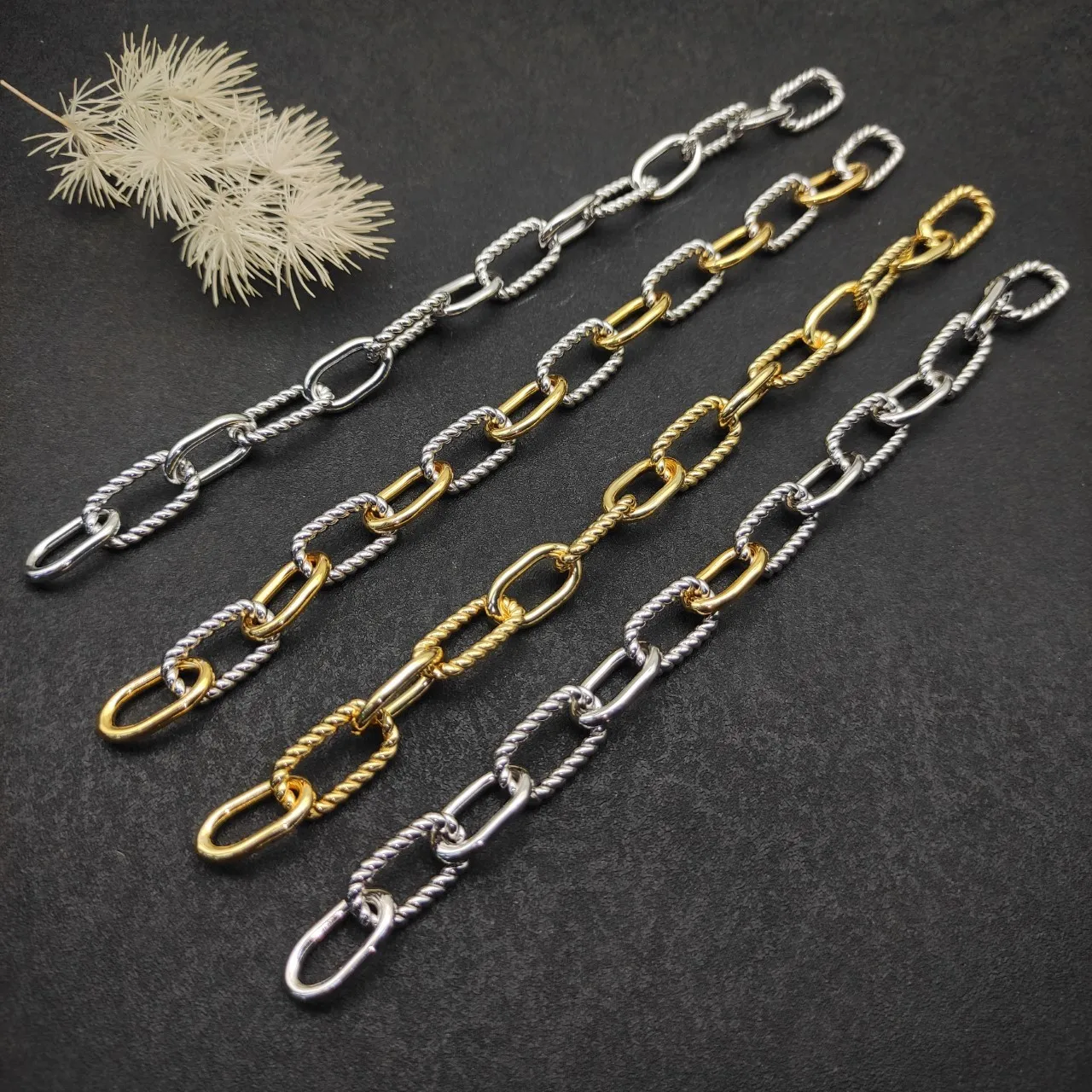 Two-Tone Twisted Rope Chain Oval Link Bracelet 3