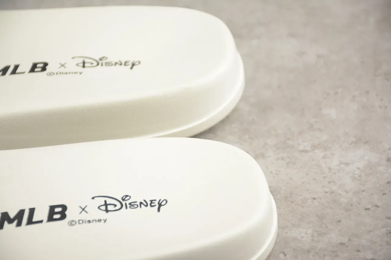 White Black Monogram-Print Strap Molded Rubber Sole Slippers 5