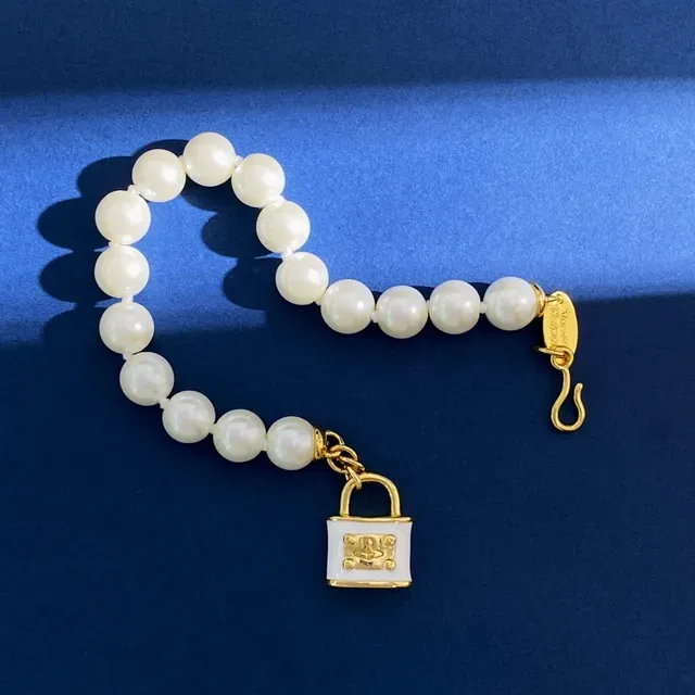 White Gold Pearl-Beaded Hardware Bracelet 2