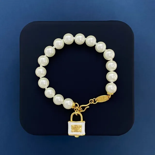 White Gold Pearl-Beaded Hardware Bracelet 4