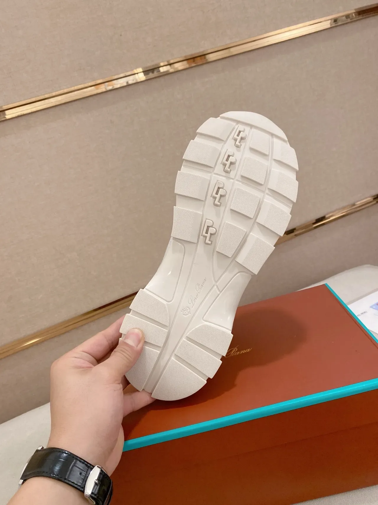 White Gray Chunky Sole Mixed-Material Upper Sneakers 2