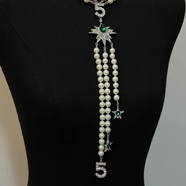 White Green Double-Strand Pearl Numeric Pendant Necklace 2