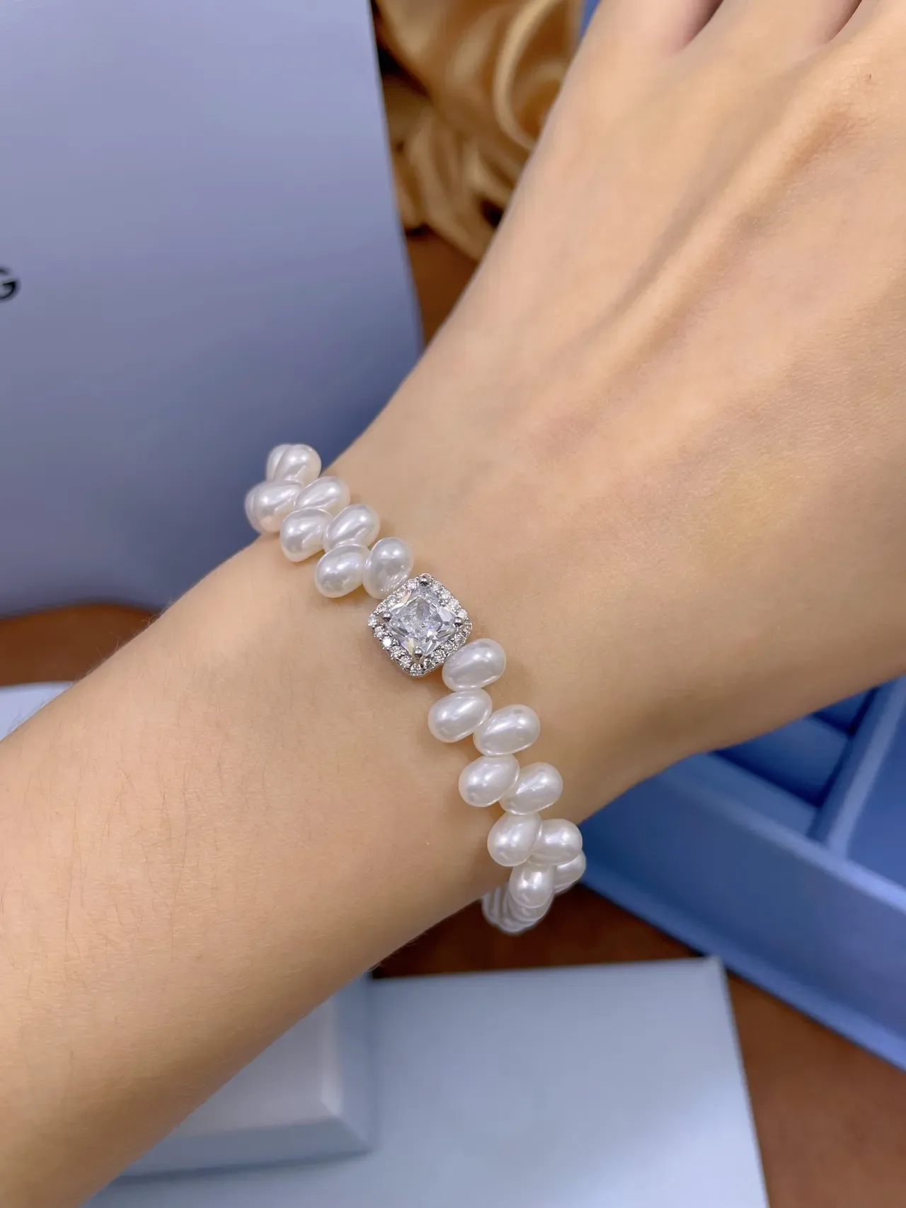 White Silver Pearl Strand Square Crystal Clasp Jewelry 2