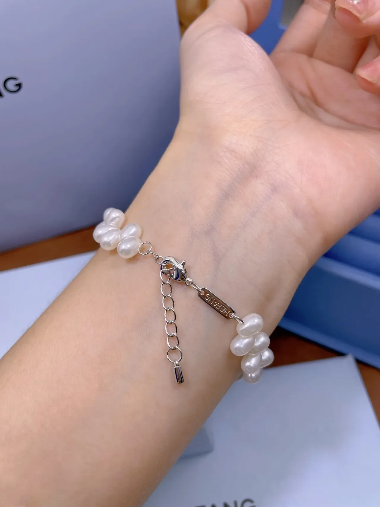 White Silver Pearl Strand Square Crystal Clasp Jewelry 3