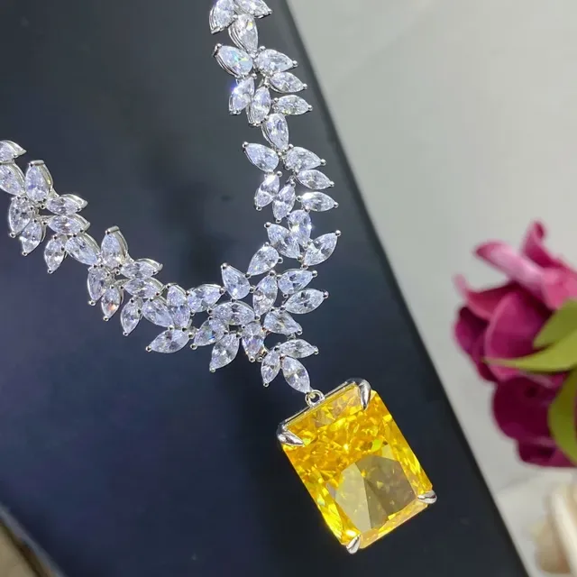 Yellow Silver Floral Leaf Motif Chain Rectangular Emerald-Cut Pendant Necklace 4