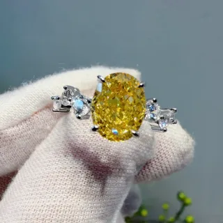 Yellow Silver Oval-Cut Central Gemstone Four-Prong Solitaire Setting Ring