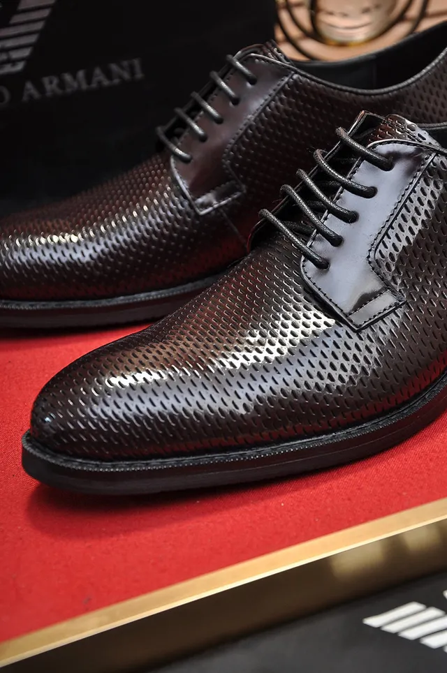 Giorgio Armani Perforated Brown Cap Toe Oxford Shoes 4